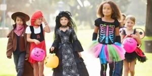 Image of children dressed up for halloween