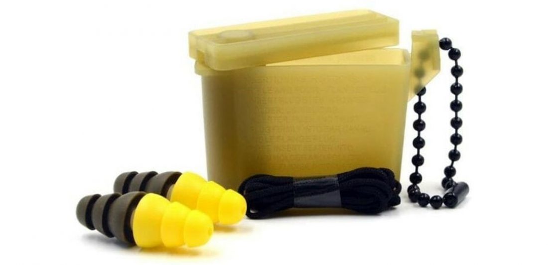 Image of yellow 3m earplugs with case